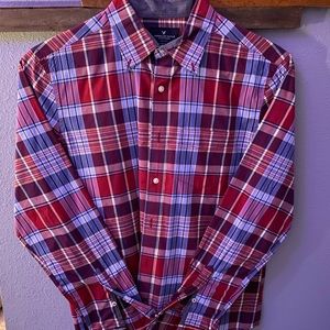 American Eagle Long Sleeve Button Up